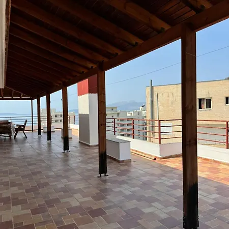 Seaview Penthouse In - Near The *